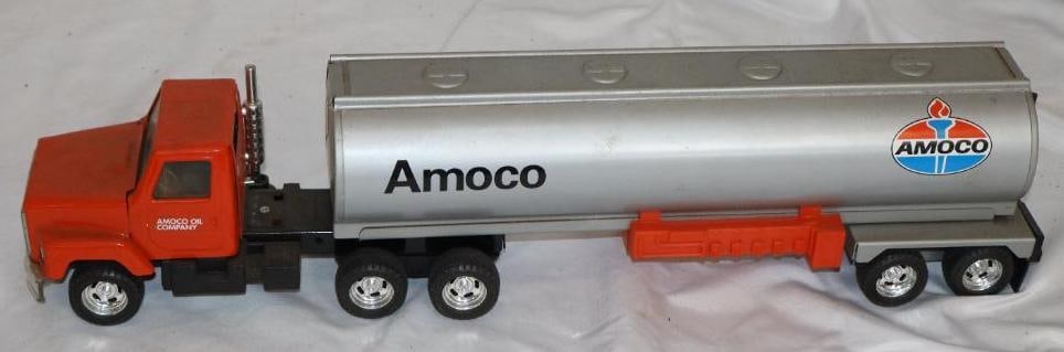 Ertl Amoco Pressed Steel Toy Tanker Truck: 19" x 5" x 4.5"