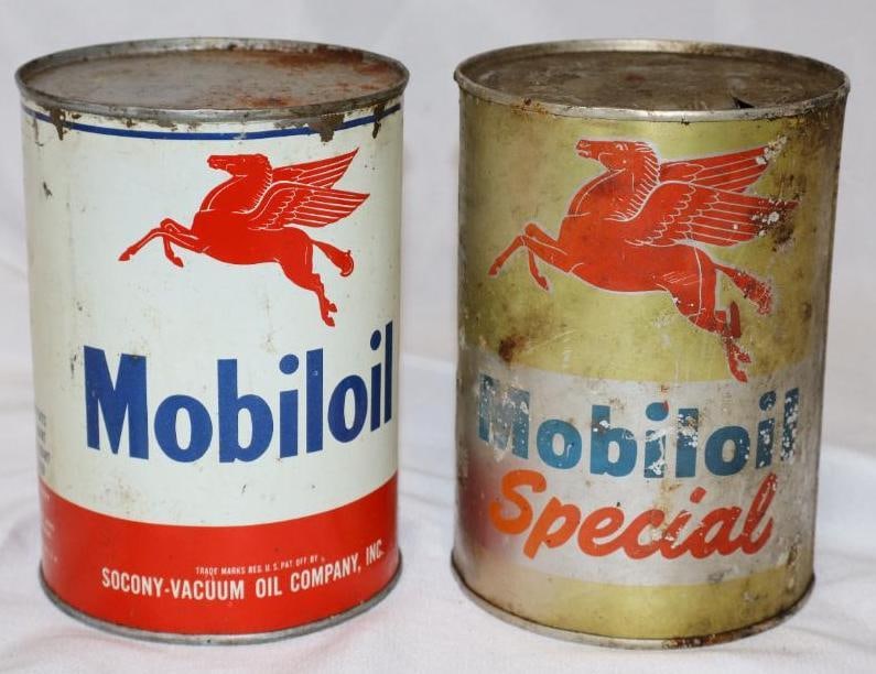 Group of 2 Different Mobil Oil Metal 1 Quart Oil Cans (1 of 5)