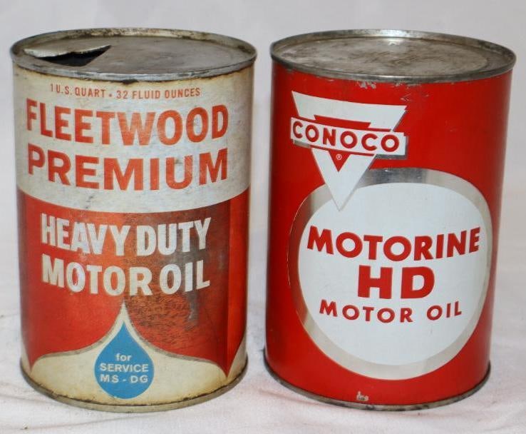 Group of 2 Conoco & Fleetwood Metal 1 Quart Oil Cans: 4" x 4" x 5.5" each