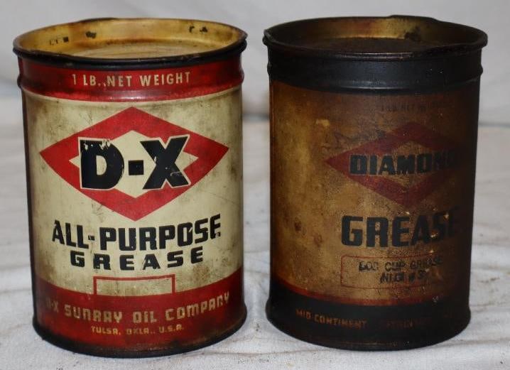 Group of 2 Diamond & D-X 1 Pound Grease Cans: 16 oz each