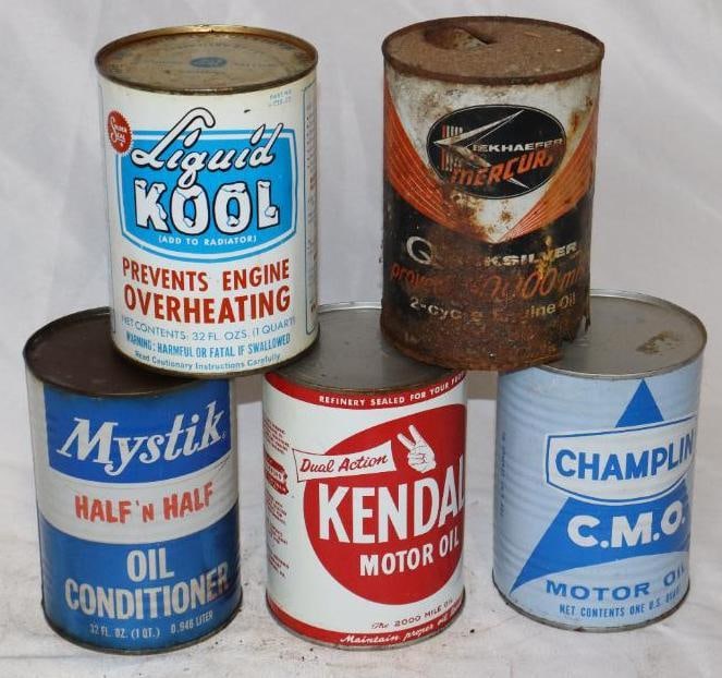 Group of 5 Different 1 Quart Metal Oil Cans (1 of 4)