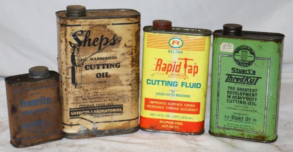 Group of 4 Different 1 Quart & Pint Oil Cans: Largest is 32 oz