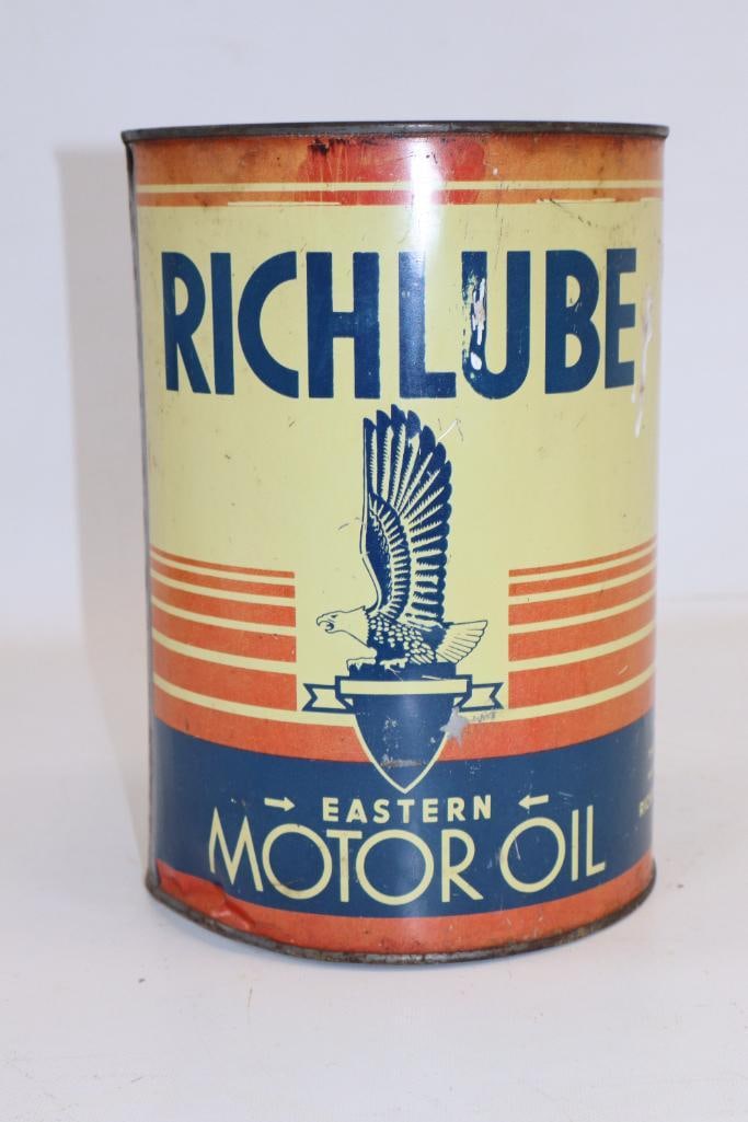 Richlube Five Quart Metal Oil Can (1 of 4)