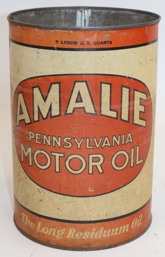 Amalie Five Quart Metal Oil Can (1 of 3)