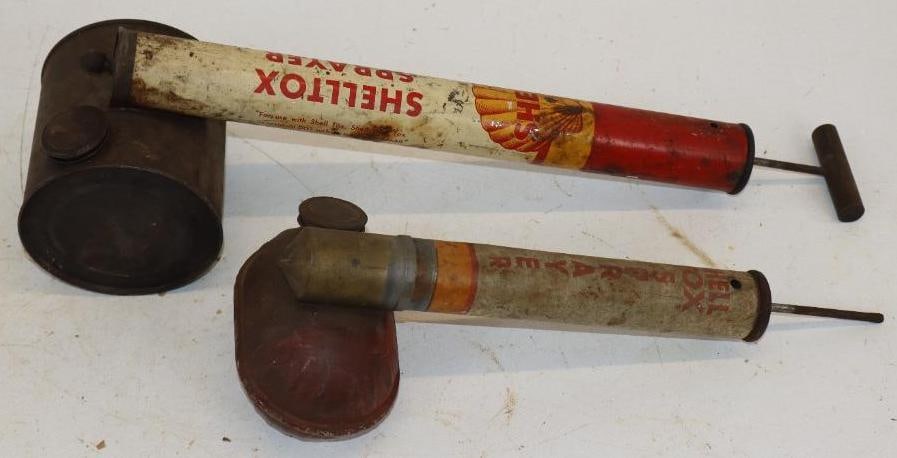 Group of 2 Shell Tox Insect Sprayers: Largest is 4x16x5