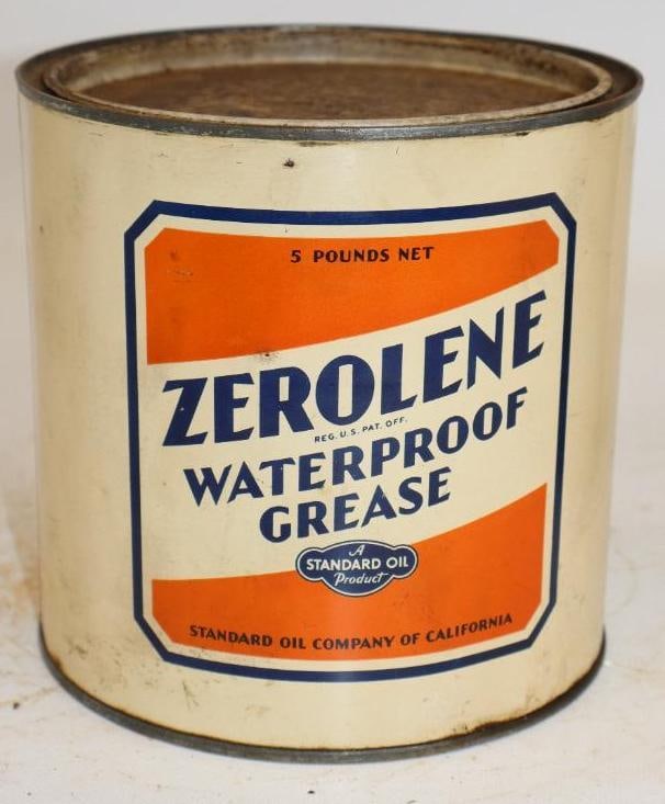 Standard Oil of California Zerolene 5lb Grease Can (1 of 2)