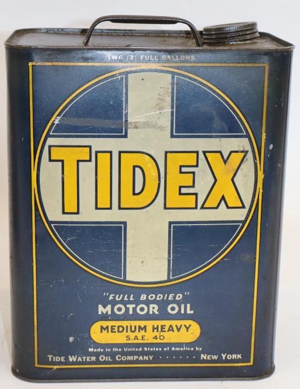 Tide Water Oil Tidex Two Gallon Metal Oil Can: Empty. 5.5" x 8.5" x 11"