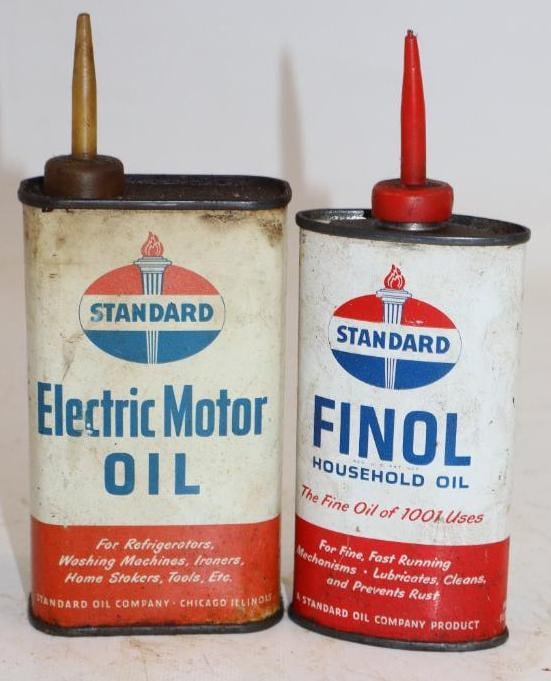 Group of 2 Standard Finol and Electric Handy Oiler Cans: Largest is 8oz