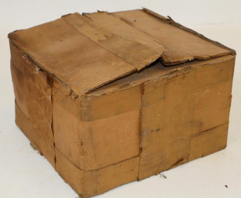 NOS Deluxe Wall Mount Moto Oil Can Open Module #436 In Original Box: Box Measures 8.5x8.5x5