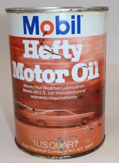 Mobil Hefty Metal One Quart Oil Can with Car Graphics (1 of 5)