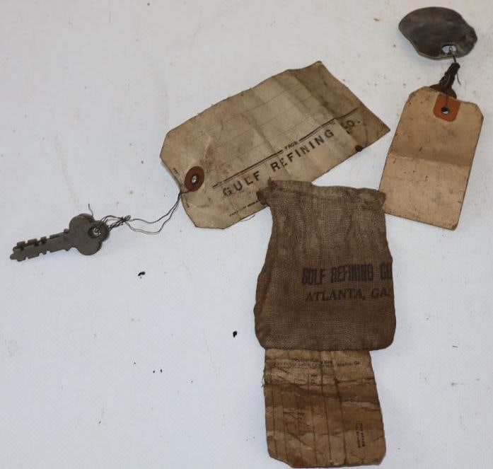 Group of 3 Gulf Refining Canvas & Aluminum Tags (1 of 5)