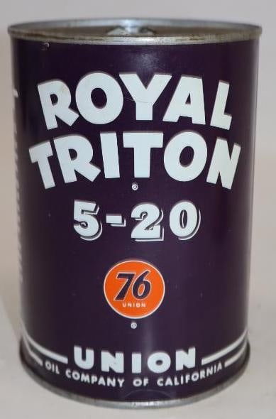 Union 76 Royal Triton Metal One Quart Oil Can: Empty. 4" x 4" x 5.5"