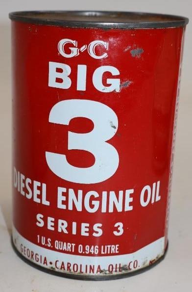 Georgia Carolina Big 3 Metal One Quart Oil Can: Empty. 4" x 4" x 5.5"