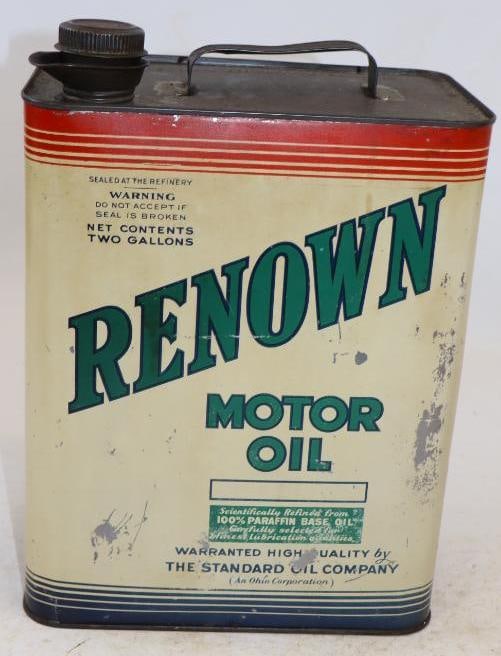 Standard Oil Renown Metal Two Gallon Oil Can (1 of 4)