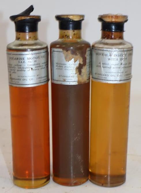Group of 3 Standard Oil of Indiana Superla and Polarine Sample Oil Bottles (1 of 3)