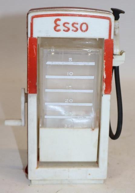 Esso Model Car Fuel Gas Pump (1 of 3)