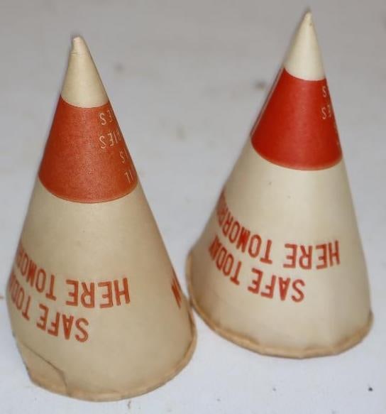 Group Of 2 Marathon Gas Station Water Cups With Runner Advertisement (1 of 2)
