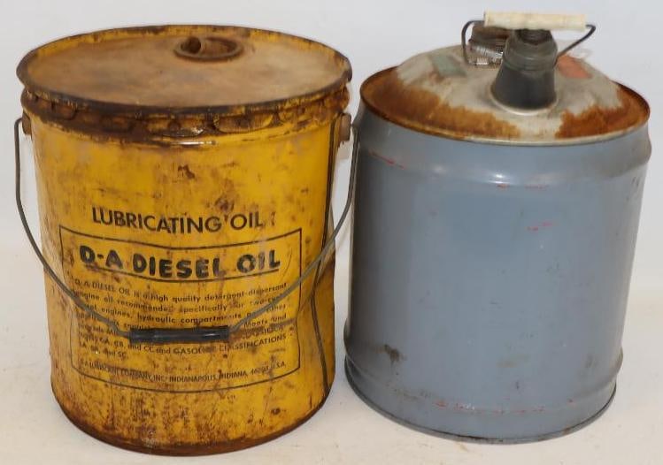 Group of 2 D-A Diesel and Kurtz Five Gallon Oil Cans (1 of 2)