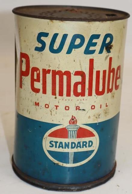 Standard Permalube 1 Qt Oil Can Shaped Radio?: 4.25" x 4.25" x 6.5"