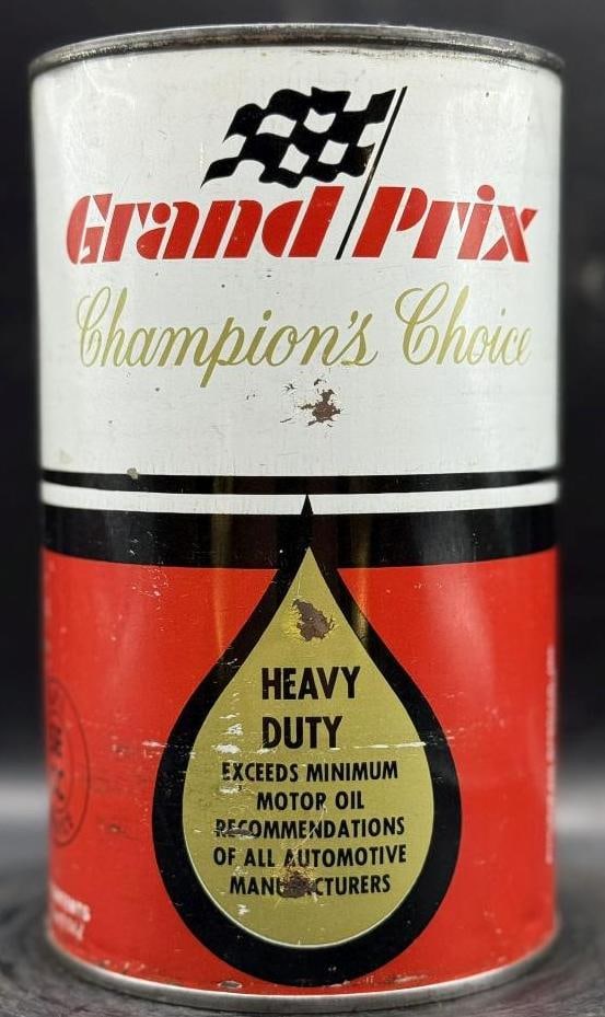Grand Prix Heavy Duty Imperial One Quart Oil Can: Metal, empty, overall great condition