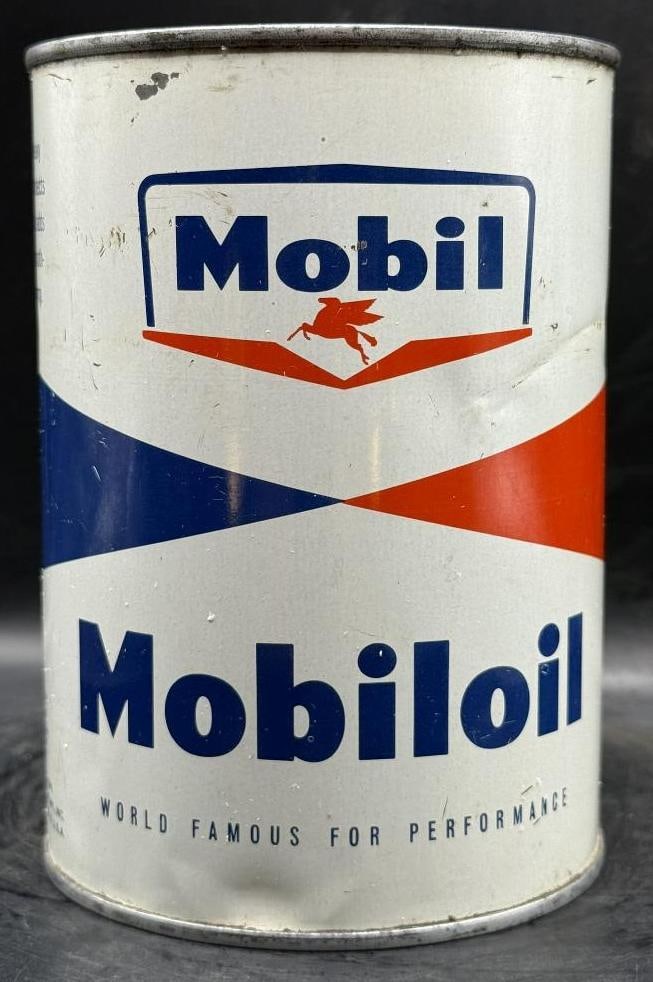 Mobiloil White One Quart Oil Can: Metal, Empty, great condition overall