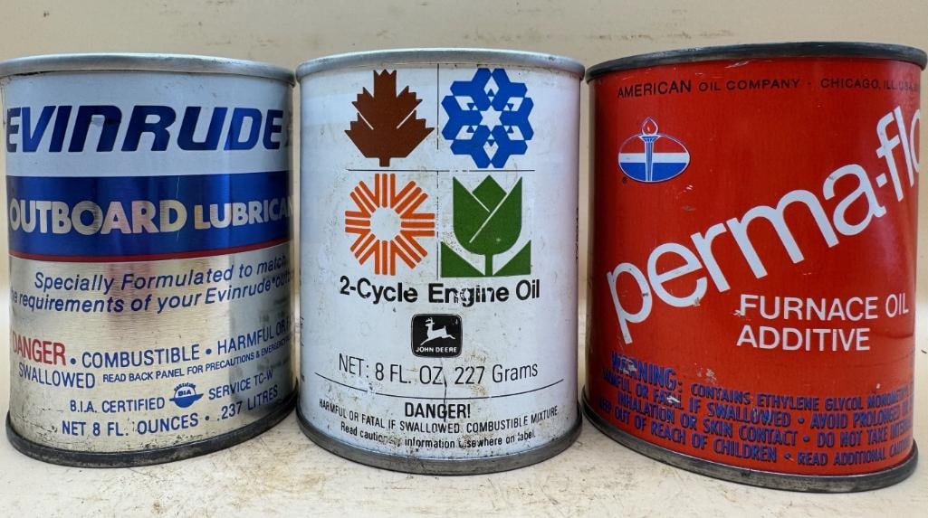 8 ounce Oil Can Lot: All 8 oz, all full