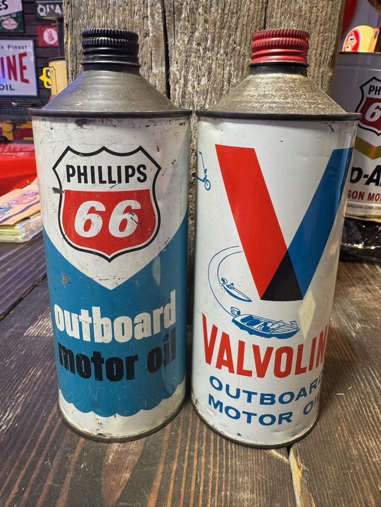 Phillips & Valvoline Oil Cans (1 of 4)