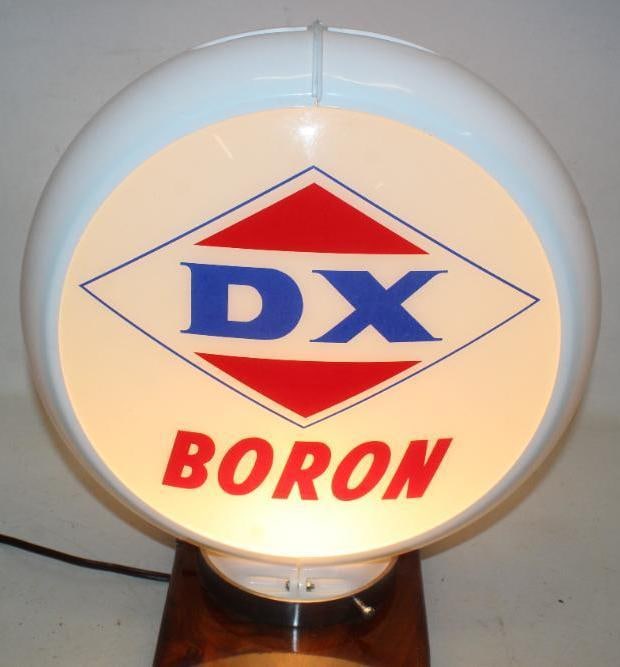 Complete 13.5" DX Boron Gas Pump Globe on Capco Body: Both lenses are in very good condition. The lenses measures 13.5" Diameter. The overall measurments are 16.5" x 16" x 7".