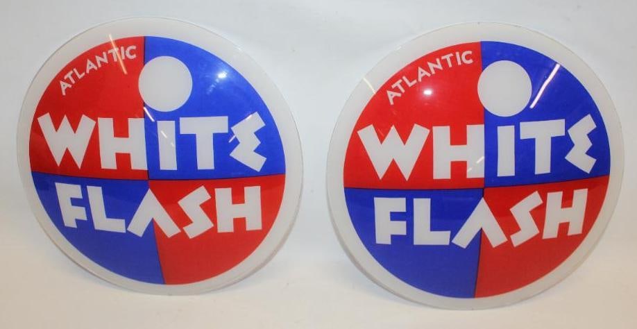 Pair of Atlantic White Flash 13.25" Gas Pump Globe Lenses (1 of 9)
