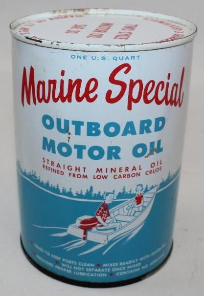 Marine Special Outboard Round Metal 1 Quart Oil Can: This graphic can remains full and has good strong colors throughout. There are a couple of small scratches on the display side, and a couple of dings on the side. It measures 5.5" x 4" x 4" and it is 