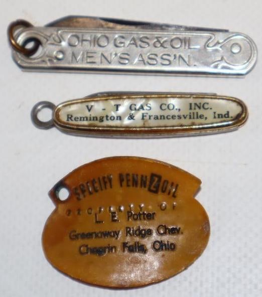 Group of 3 Ohio Gas and Oil, V-T Gas and Pennzoil Key Chain Tag and Pocket Knives (1 of 2)