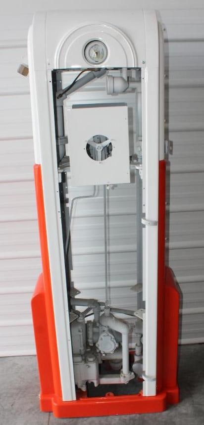 Wayne 866 Clock Face Gas Pump: 30x15x75.5 Is Missing Many Parts and Has Been Repainted. Pick Up Only, Will Not Ship