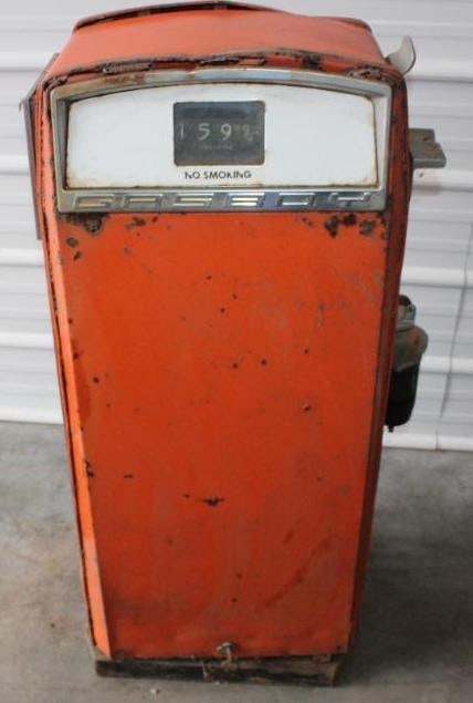 Gasboy Model 58 K10 Gas Pump: 23x15x44. One Side is missing Glass. Will Not Ship, Pick Up Only