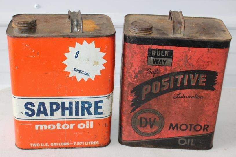 Group of 2 Gulf Sapphire and Deep Valley Positive 2 Gallon Oil Cans (1 of 4)