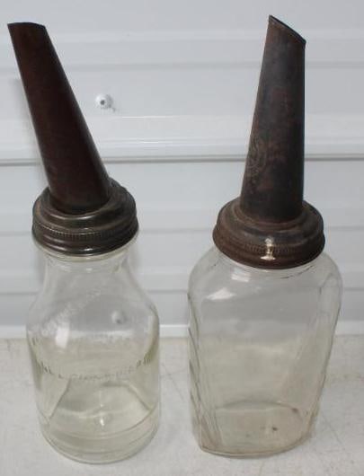 Group of 2 1 Qt Glass Bulk Oil Bottles (1 of 4)
