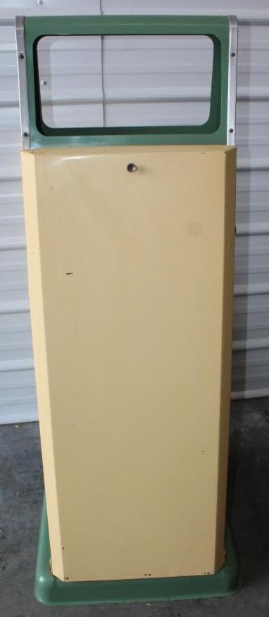 Bennett Model 156 5D Oil Can Display Rack (1 of 12)