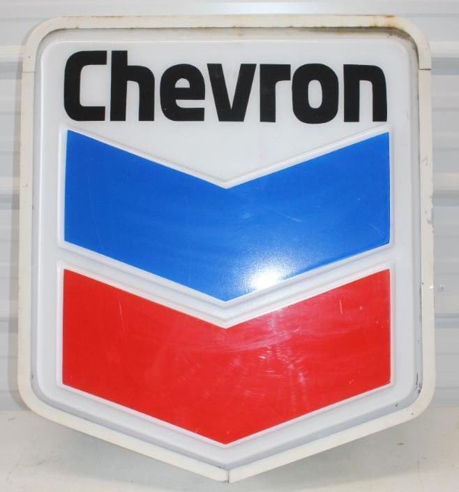 Chevron Gas Station Light Up Sign (1 of 6)