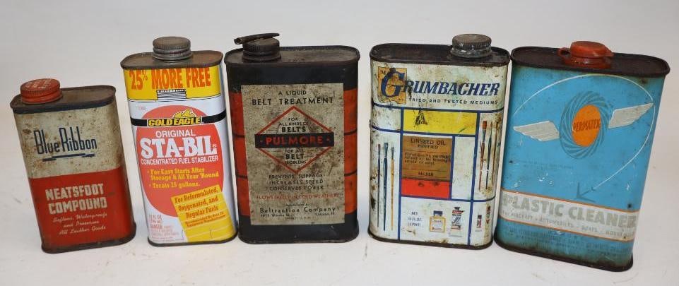Group of 5 Different Quart and Pint Oil Cans (1 of 4)