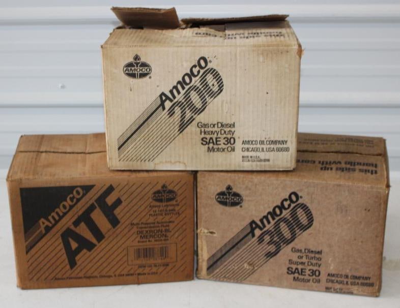 Group of 36 Amoco 200, 300 and ATF Full Qt Plastic Oil Bottles in Original boxes (1 of 5)