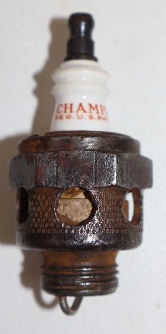 Harley-Davidson Motorcycle Champion Spark Plug (1 of 4)