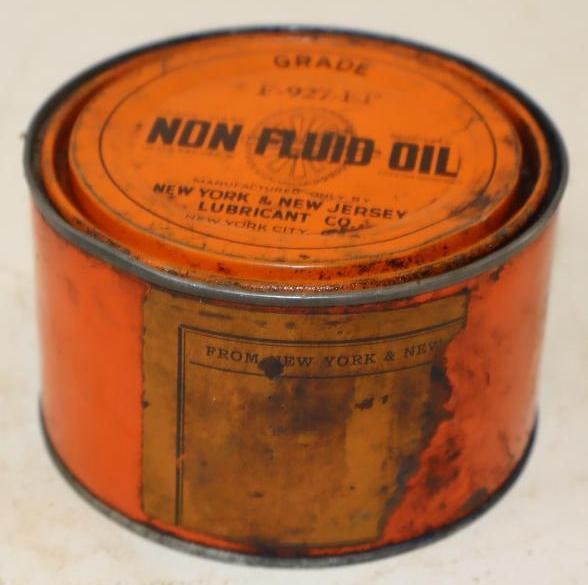 1lb New York and New Jersey Lubricant Company None Fluid Oil Grease Can with Paper Label (1 of 3)