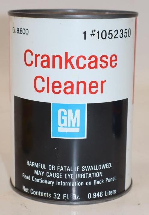 GM Crank Case Cleaner 1 Quart Metal Oil Can: 32 oz empty