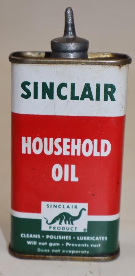 Sinclair Leadtop Handy Oiler Can (1 of 2)