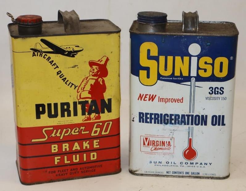Group of 2 Suniso & Puritan Brake Fluid & Refrigeration 1 Gallon Oil Cans: 6.5" x 4" x 10" empty