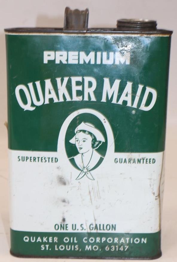 Quaker Made 1 Gallon Oil Can (1 of 4)