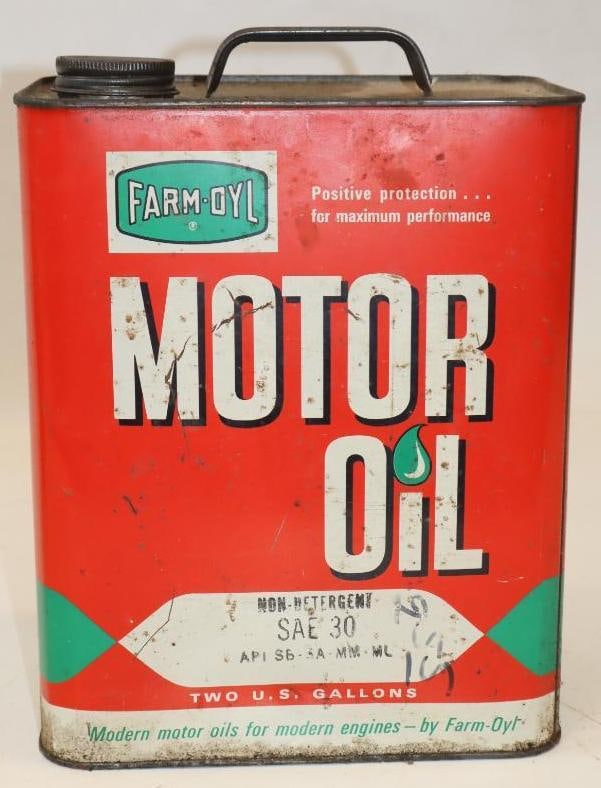 Farm-Oyl ND 2 Gallon Oil Can (1 of 4)