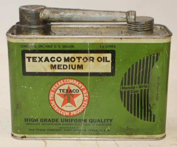 Texaco Port Arthur Slim Half Gallon Oil Can: 8" x 3.25" x 7"
