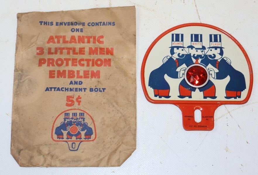 NOS Atlantic White Flash Advertising License Plate Topper with Original Envelope (1 of 2)