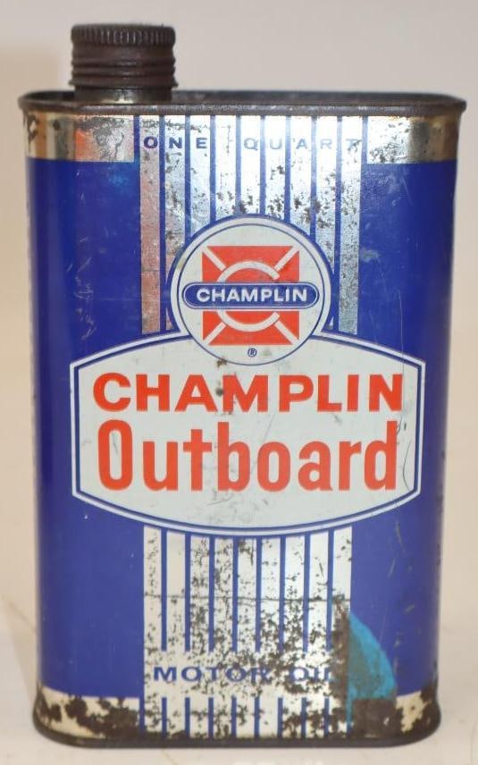 Champlin 1 Quart Metal Outboard Oil Can (1 of 4)