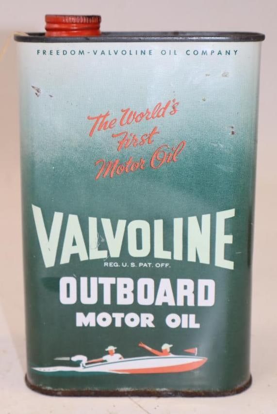 Valvoline 1 Quart Metal Outboard Oil Can (1 of 4)